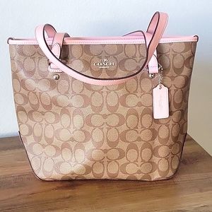Coach signature canvas zip top tote